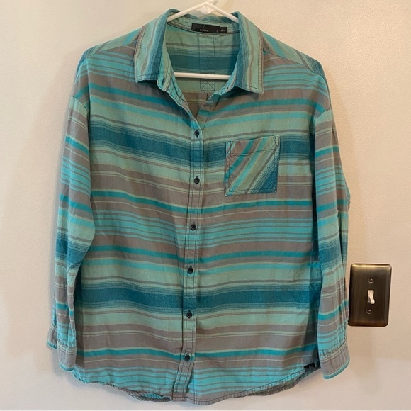 Prana blue/green plaid button down top small - Picture 1 of 6